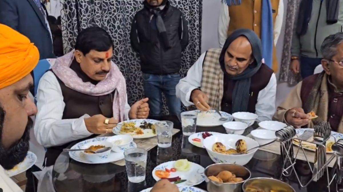 CM Mohan Yadav मुख्यमंत्री को भाया बिहार का लिट्टी-चोखा, पटना में दही-चूड़ा भी बड़े चाव से खाया